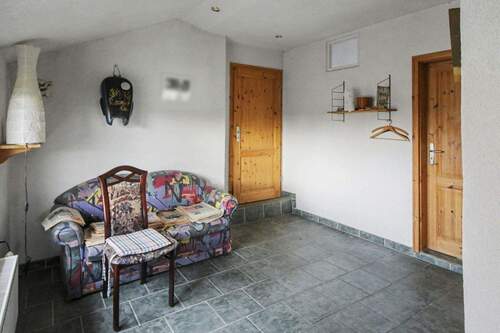 Diele - 4 Zimmer Doppelhaushälfte zum Kaufen in Delitzsch