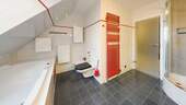 Badezimmer_1.OG - 4 Zimmer Etagenwohnung zum Kaufen in Langwedel
