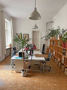 Fix Desk - Flex Desk im charmanten Neukölln-Showroom: 10 TageMonat, flexibel