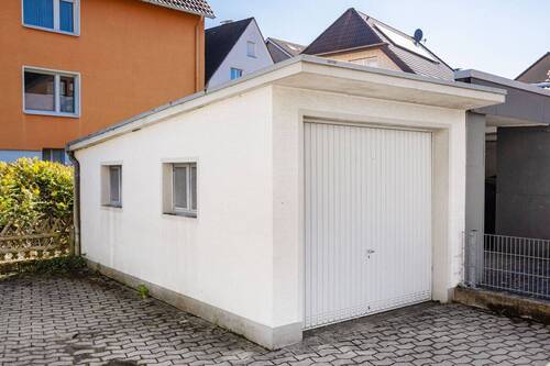 Garage - 