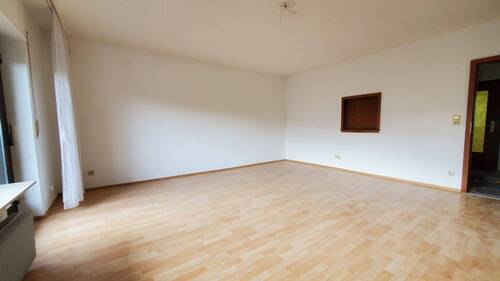 Wohn - Esszimmer mit Durchreiche - 