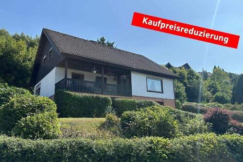 Straßenansicht - 5 Zimmer Einfamilienhaus zum Kaufen in Bad Laasphe