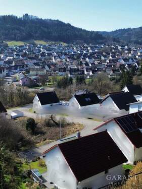 Aussicht - Mehrfamilienhaus, Wohnhaus mit 280,00 m&sup2; in Murrhardt zum Kaufen