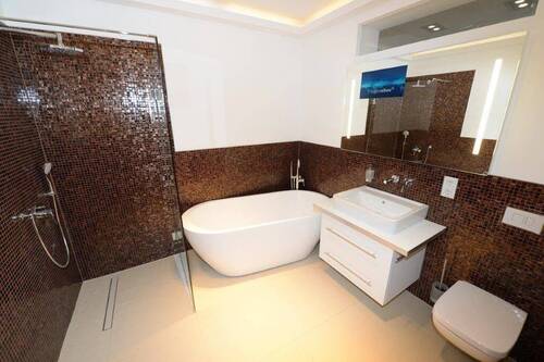 Bad (Muster) - 3 Zimmer Etagenwohnung zum Kaufen in Leipzig