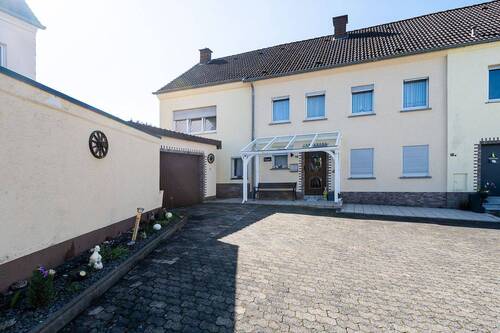 18370 Außenansicht - Einfamilienhaus in Hinterweiler - 3 Schlafzimmer - Balkon, Terrasse & großer Garten