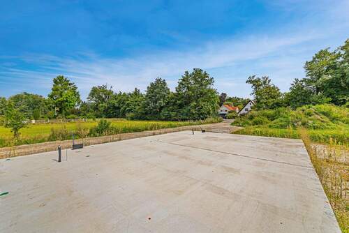 Bodenplatte - Doppelhaushälfte mit 103,00 m² in Unterschleißheim / Riedmoos zum Kaufen