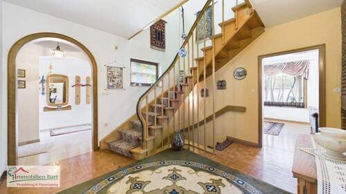 Diele - 6 Zimmer Einfamilienhaus in Mettlach / Saarhölzbach