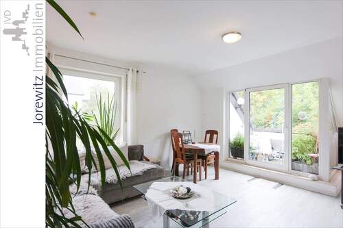 003 - Wohnen - 4 Zimmer Etagenwohnung in Bielefeld