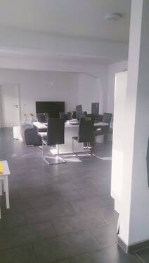 Wohn-Esszimmer - 2 Zimmer Etagenwohnung zur Miete in Saarbrücken