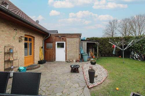 Terrasse linke Wohneinheit - 