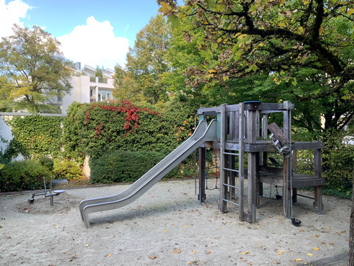 Spielplatz - 