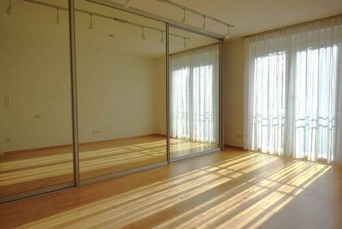 Schlafzimmer mit gr. Einbauspiegelschrank DSC_0425 - 