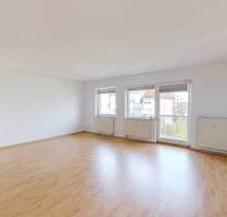 ** Umgeben vom Paunsdorfer Wäldchen: Schicke 2-Zimmer-Wohnung mit GARAGENSTELLPLATZ im Osten von Leipzig **