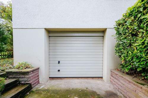 Garage - 5 Zimmer Doppelhaushälfte in Bielefeld