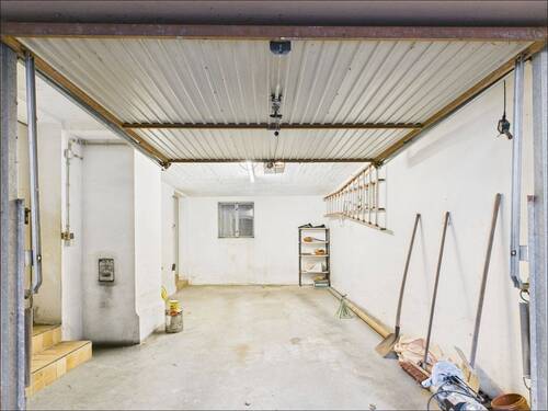 Zwei große Garage - 