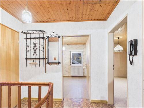 Dachgeschoss mit 4 Zimmer - 