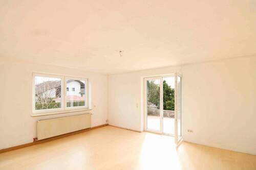 Wohnzimmer - Einfamilienhaus in Buchloe zum Kaufen