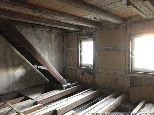 Innenansicht (3) - Denkmalschutz!! Ausbaufähiges D - 