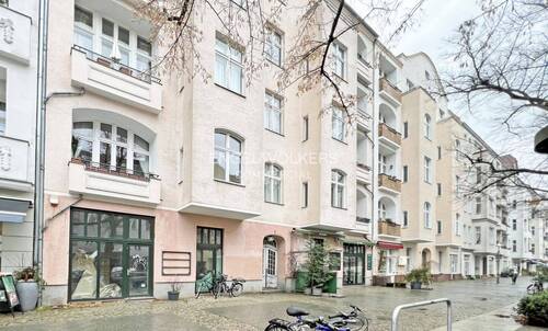 Hausansicht - Ladenfläche am Bahnhof Charlottenburg