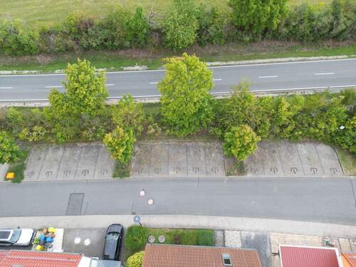 DJI_0613 - Grundstück mit 16 befestigten PKW Stellplätzen