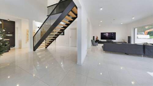 Wohn- u. Essbereich - 