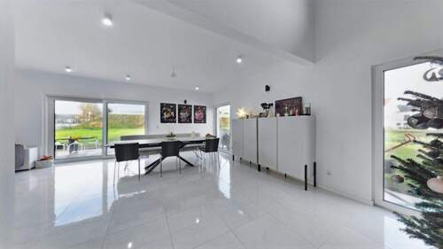 Wohn- u. Essbereich, Bild 3 - 