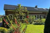 Sonnige Terrasse mit Ausblick ins Grüne - Ursprünglicher Charme in gewachsener Umgebung
