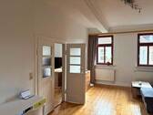 Ansicht I: Wohn- und Esszimmer - Schöne 2-Zimmer-Altbauwohnung mit Charakter und Altstadtnähe