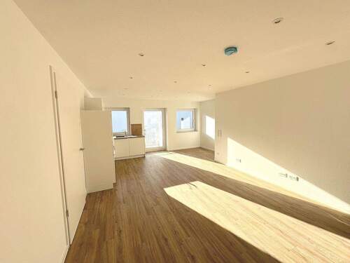 Wohnbereich - 2 Zimmer Etagenwohnung in Trier