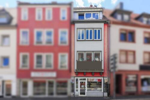 Hausfront - Studentenwohnhaus mit 5 vermietbaren Zimmern und Gemeinschaftsflächen in zentraler Innenstadlage