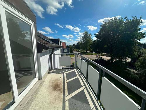 Ansicht II: Balkon - Etagenwohnung mit 50,60 m&sup2; in Buxtehude zur Miete