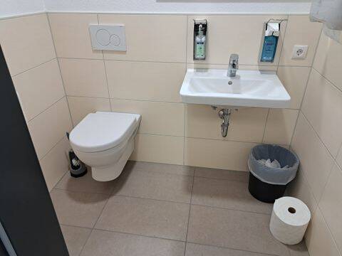Personal-WC UG (D).jpg - 