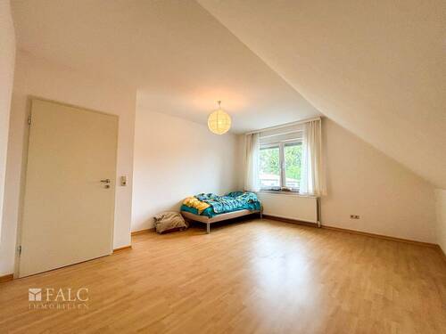1. Zimmer - 