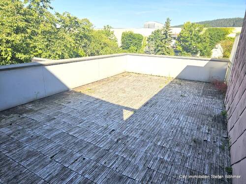mit Zugang zur atemberaubenden Dachterrasse - Terrassenwohnung mit 68,00 m² in Konz zum Kaufen