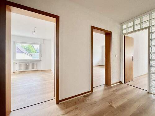 Arbeitszimmer + Wohnzimmer - 