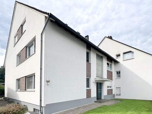 Hausansicht - 3 Zimmer Etagenwohnung zum Kaufen in Detmold