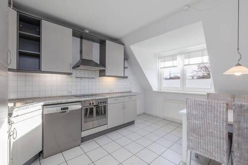 Zeitlose Einbauküche - Etagenwohnung mit 78,10 m² in Wentorf zum Kaufen