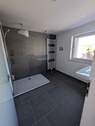 Modernes Badezimmer - 2 Zimmer Terrassenwohnung zur Miete in Niefern-Öschelbronn