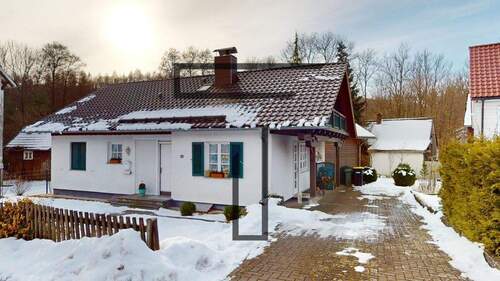 Bild 1 - RESERVIERT - Charmantes Einfamilienhaus in 37445 Walkenried OT Wieda