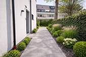Bepflasterung Hauseingang - 