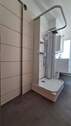 Bad mit Dusche - 