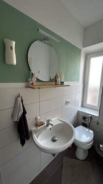 Badezimmer mit WC.jpeg - 