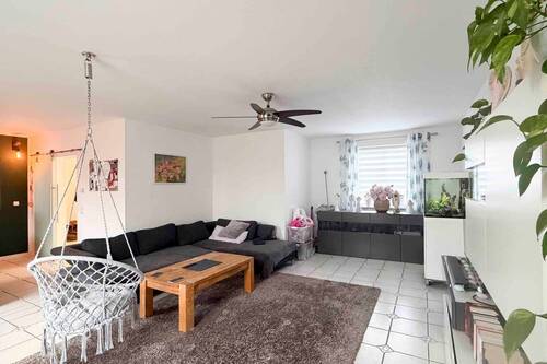 Wohnzimmer - 4 Zimmer Einfamilienhaus zum Kaufen in Bergheim