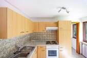 Küche UG - 9 Zimmer Mehrfamilienhaus, Wohnhaus in Winnenden