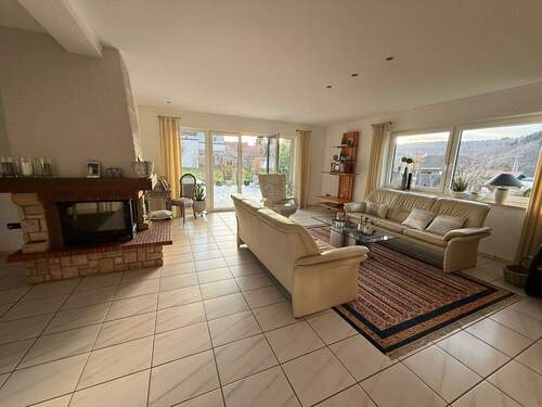 gr. Wohn- und Essbeireich - 5 Zimmer Bungalow zur Miete in Mettlach