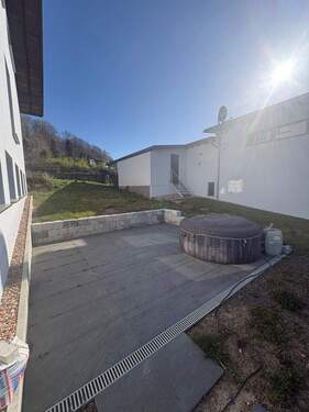 Terrasse.jpg - 3 Zimmer Etagenwohnung in Friedrichsthal