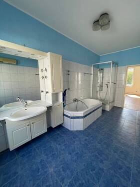 Badezimmer - Etagenwohnung mit 65,00 m&sup2; in Tuttlingen zur Miete