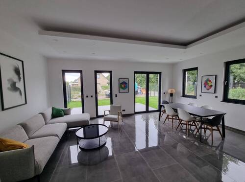 Screenshot_20230804_130444_Gallery - 5 Zimmer Doppelhaushälfte zur Miete in Berlin