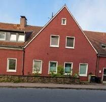 Provisionsfreie Dachgeschosswohnung mit Entwicklungspotenzial in Bad Oeynhausen - Bad Oeynhausen / Wulferdingsen