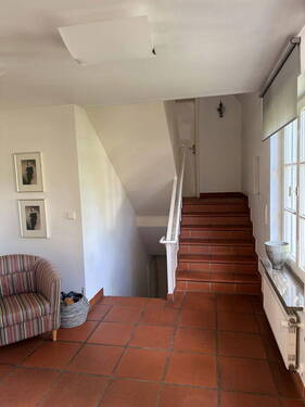 Entrée/Blick Treppe UG/OG - 